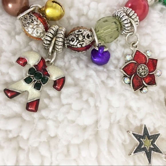 Holiday Christmas Bracelets Pin Set of 3 Enamel - Picture 3 of 8